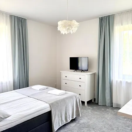 Habitación en casa particular Bialy - Strefa Ciszy, Children Free Dźwirzyno