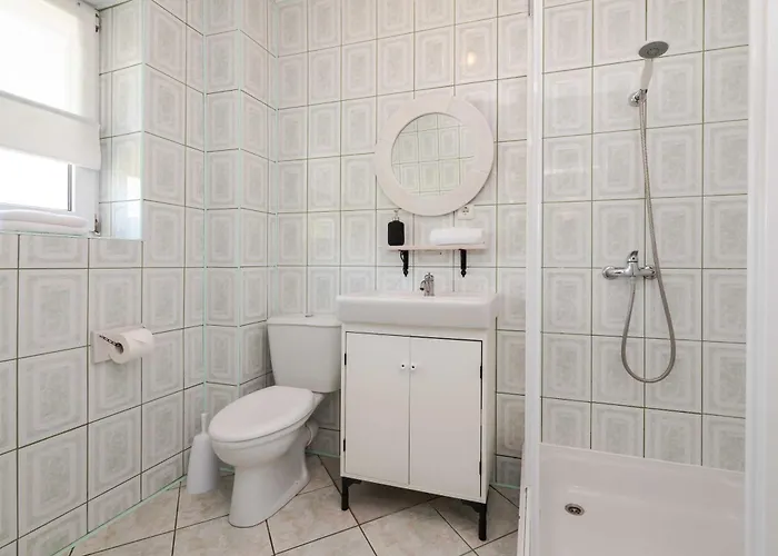 Bialy - Strefa Ciszy, Children Free *