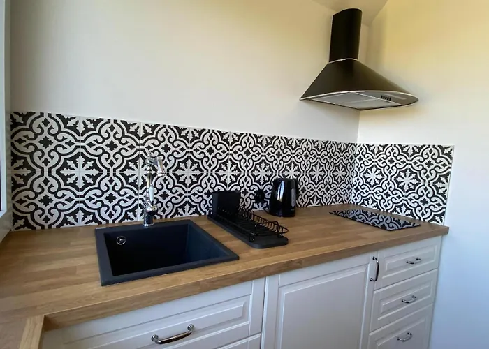 Bialy - Strefa Ciszy, Children Free *