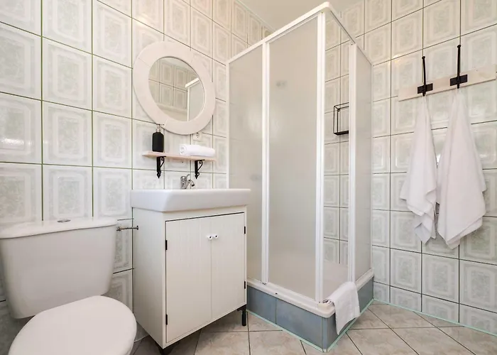 Bialy - Strefa Ciszy, Children Free